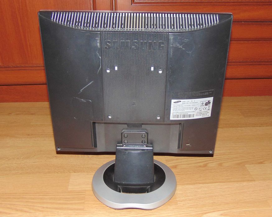 17" та 19" TFT монітори Samsung, Philips, AOC