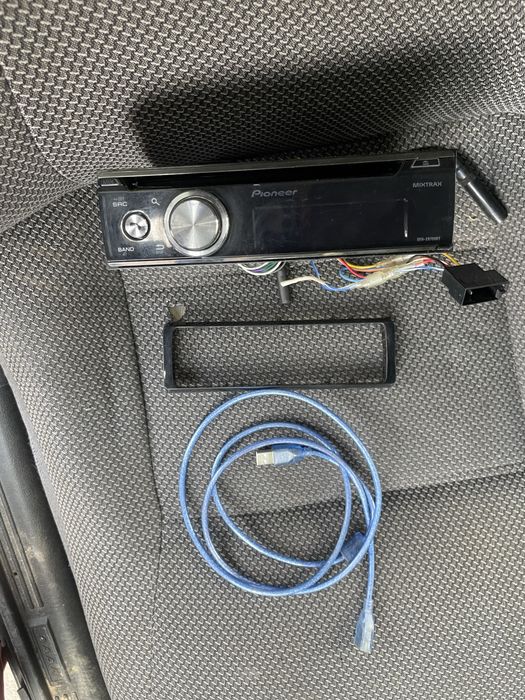 Pioneer DEH-X8700BT – Bluetooth, USB, AUX | Хороший стан