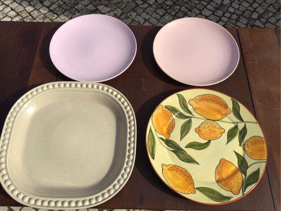 Dishware (price is for the set)
