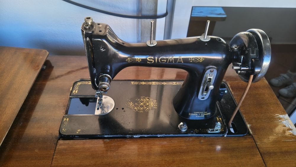 Máquina Costura Sigma Vintage