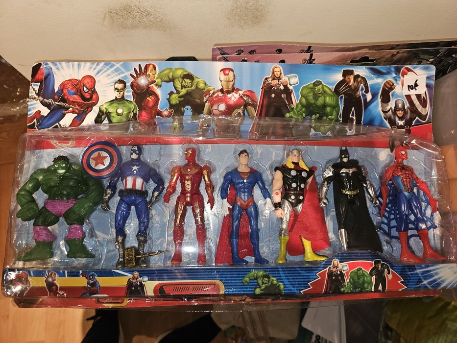 Brinquedos criança nunca usados