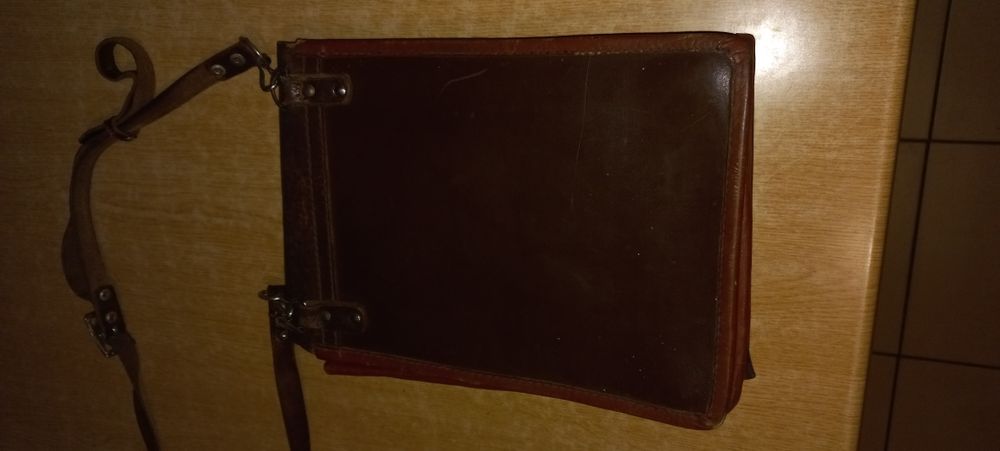 Шкіряний  офіцерський планшет , гарний стан.