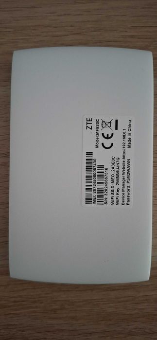 ZTE Router with MEO SIM Card425904655229921281