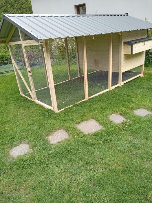 Kurnik, woliera,golebnik