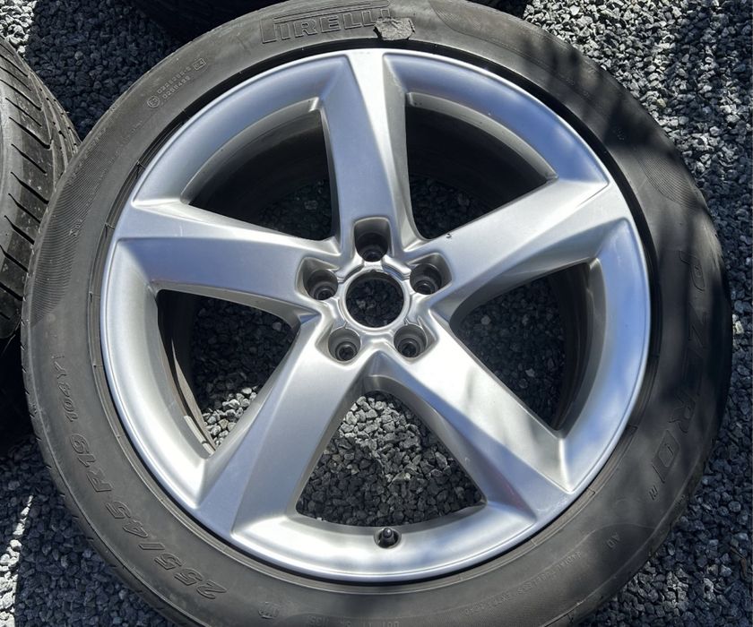 Oryginalne felgi Audi 9x19