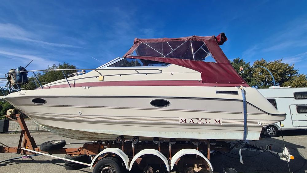 Maxum 17216