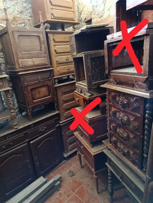 Lote de 17 Mesinhas de cabeceira para restauro.