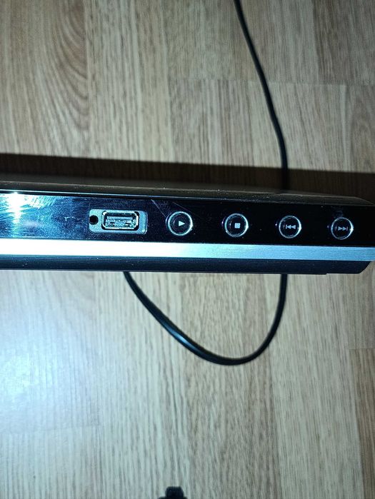 Медиаплееры LG DNU889, DVD-плеер LG DNU889