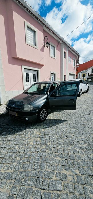 Vendo Renault  clio 1999