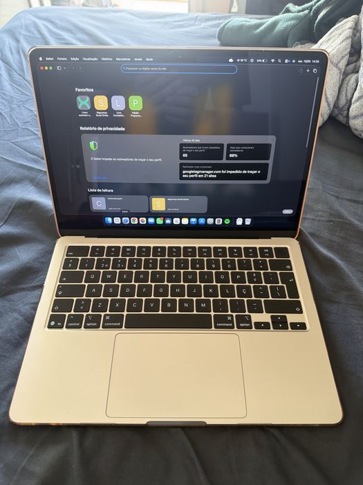 MacBook Air M4 2025