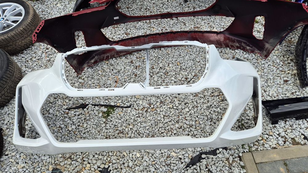 Bmw X1 U11 zderzak przedni przod orginal M pakiet ŁADNY