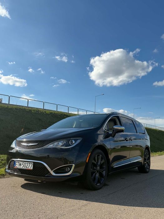 Chrysler Pacifica