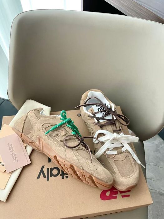 Sneakersy Miu Miu New Balance beige