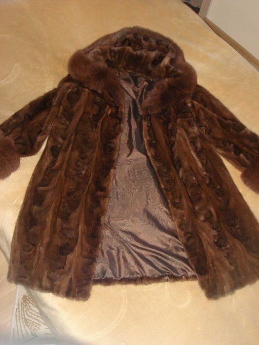 futro z norek - naturalne, długie z dużym kapturem +  toczek gratis