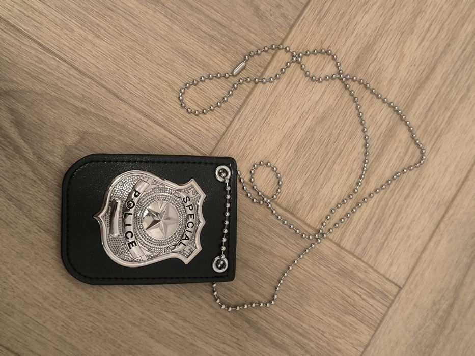 Zestaw akcesoriów kostiumowych S.W.A.T + odznaka policyjna