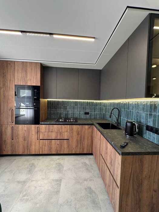 Продаж 2 кімнатна квартира з ремонтом