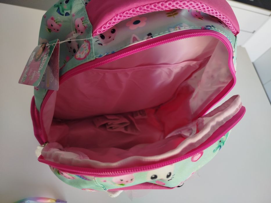 Mochila e estojo Gabby