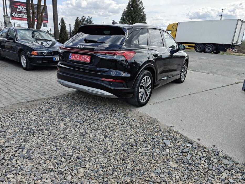 Audi Q4 e-tron 82kw