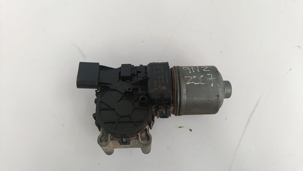 Motor limpa vidros frente VOLKSWAGEN Polo (9N)