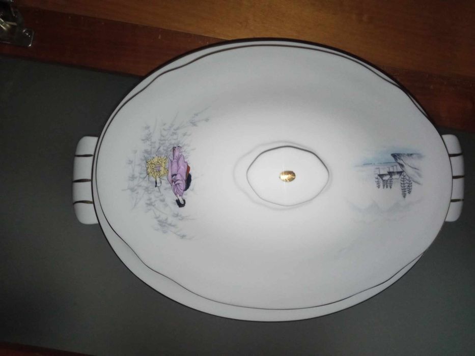 Conjunto de porcelana