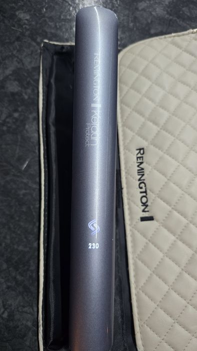 Prostownica do włosów Remington Keratin Protect S8598