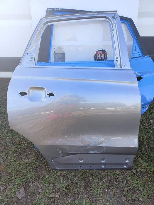 Opel Crossland X 17- drzwi prawy tył prawe tylne