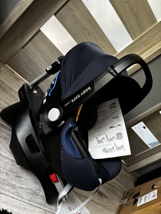 Fitelik samochodowy 0-12 kg britax romer  baza +fotelik