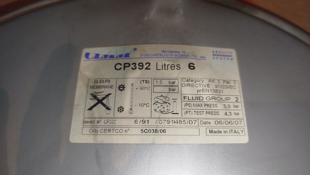 Zbiornik wyrównawczy kotła gazowego na 6 litrów, 3/8 gwint.