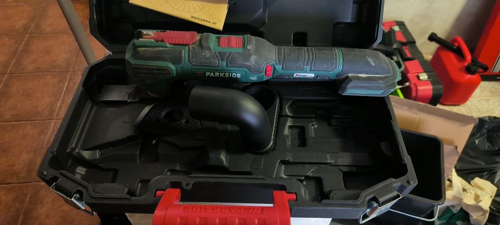 Multiferramente parkside com bateria