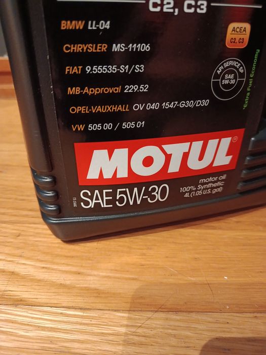 Óleo Motul 5W-30 - Novo (4L)