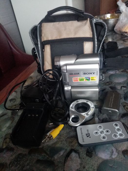Видеокамера SONY HD-X5R