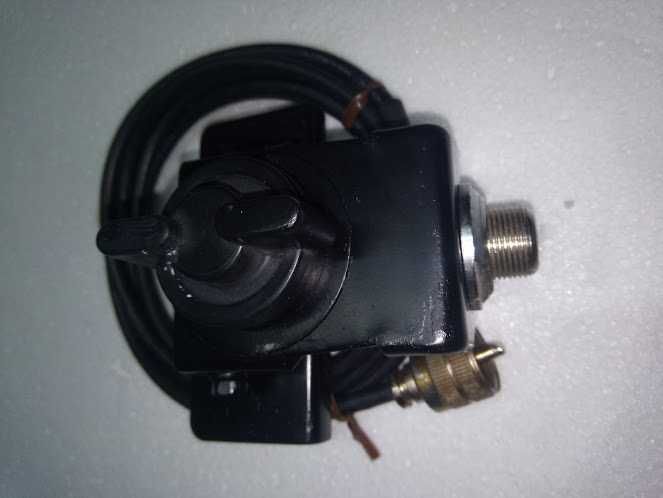 Suportes de antena para carro.