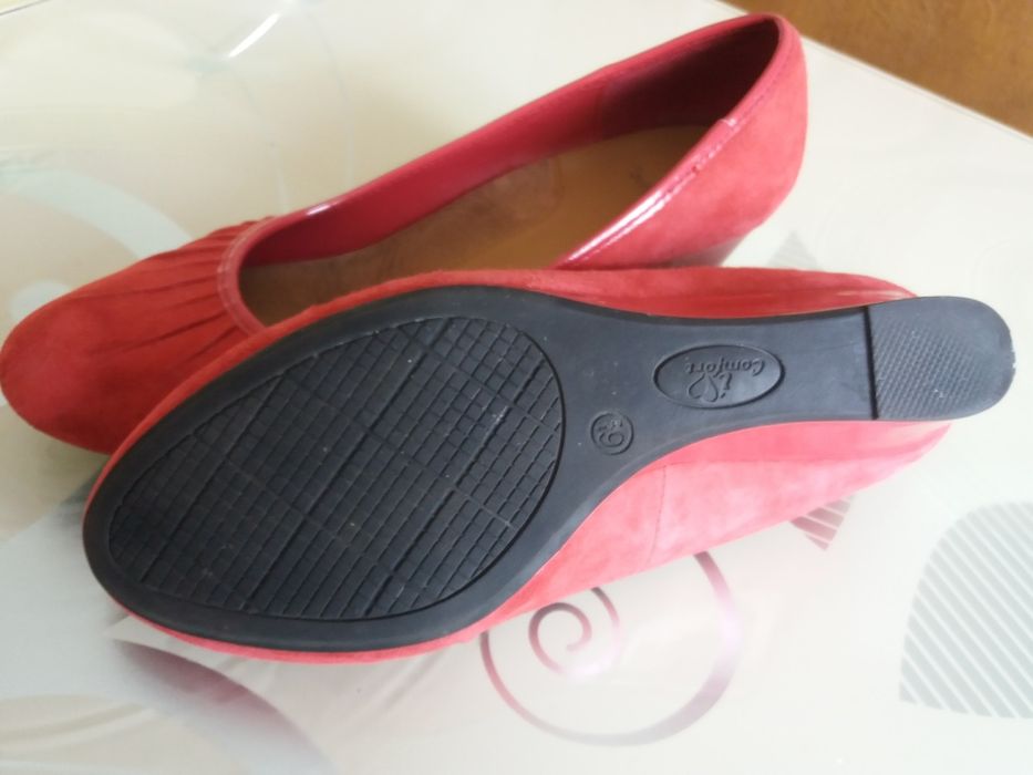 Жіночі туфлі