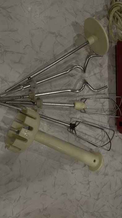 Міксер в робочому стані