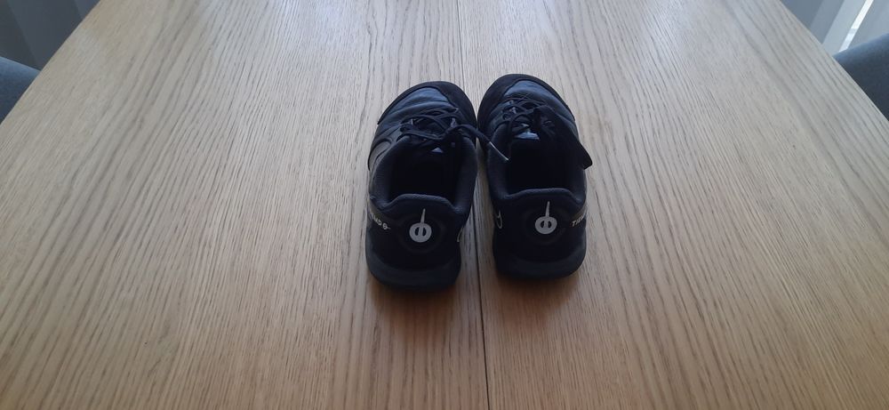 Halówki skórzane piłkarskie Nike Tiempo 31.5 EU/19.5 cm