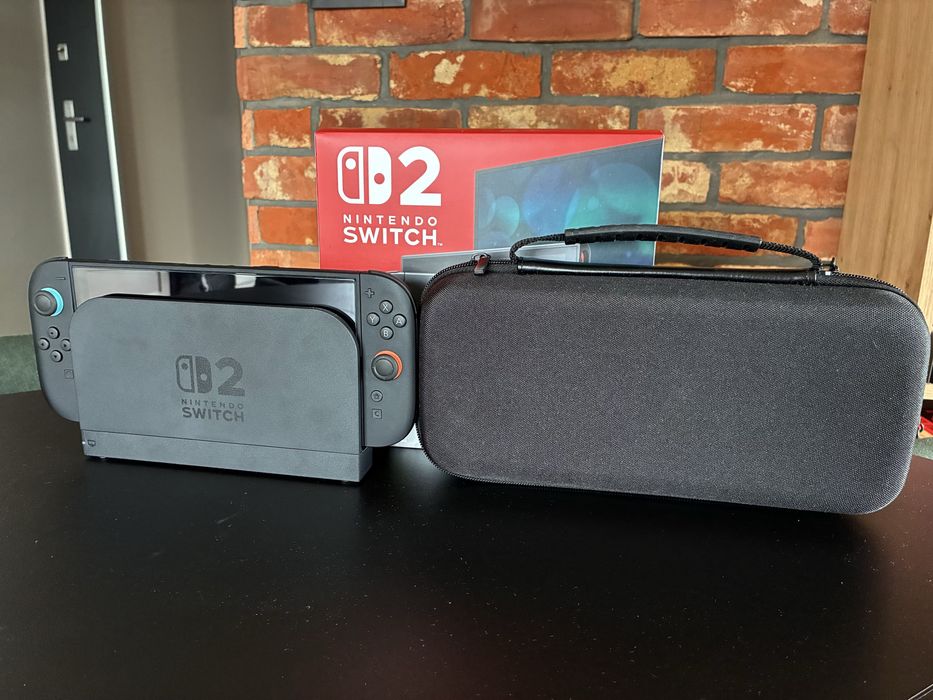 Nintendo Switch 2 + etui