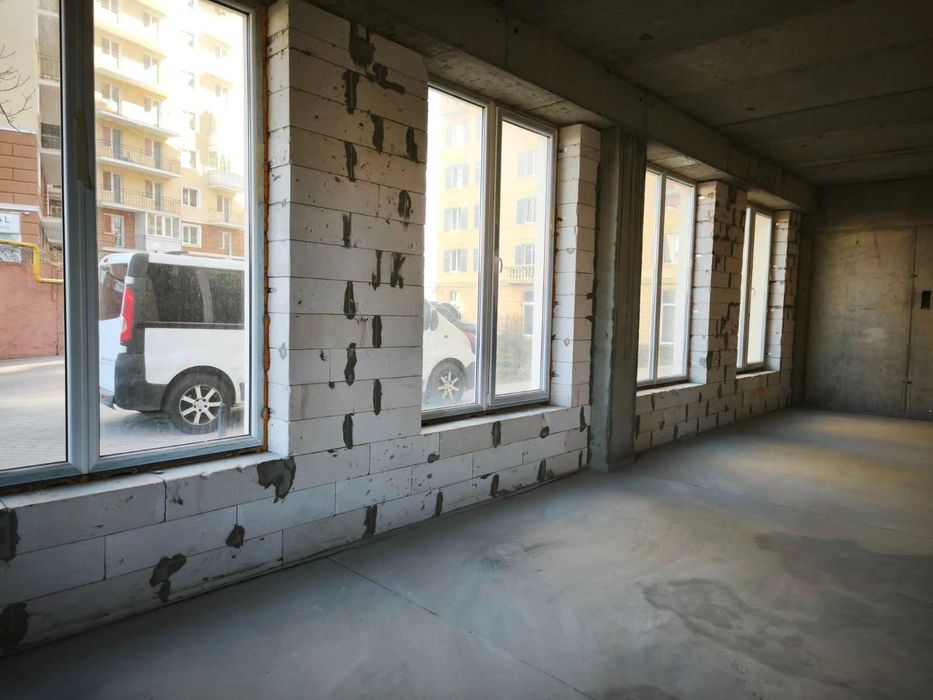 Сдам помещение в ЖК ВИА Рома. Королева/Инглези. 1L21