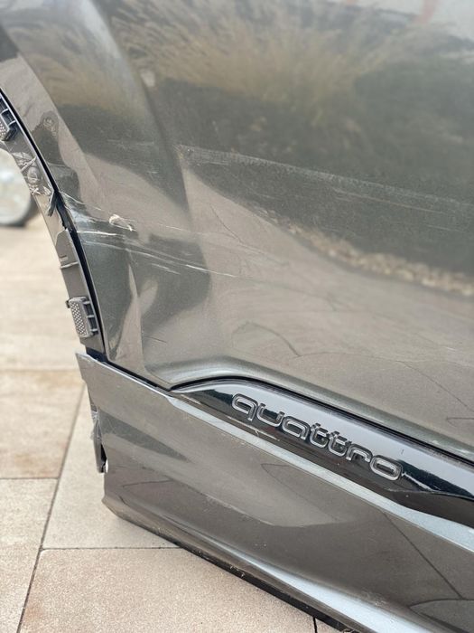 Продам задні праві двері з Audi q7