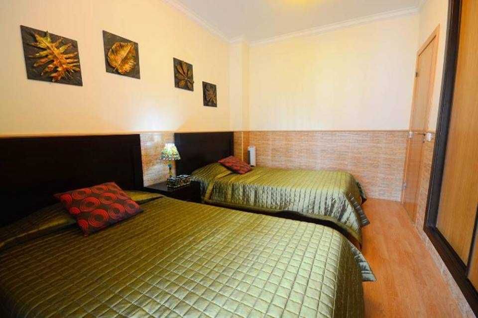 moradia c/piscina privada Armaçao pera/Algarve/550metro ditancia praia