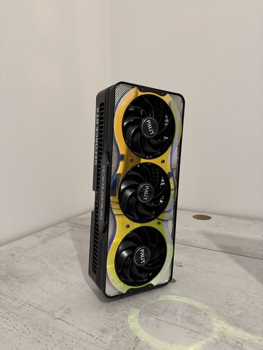 Karta graficzna RTX 5080 16GB Palit Gamerock