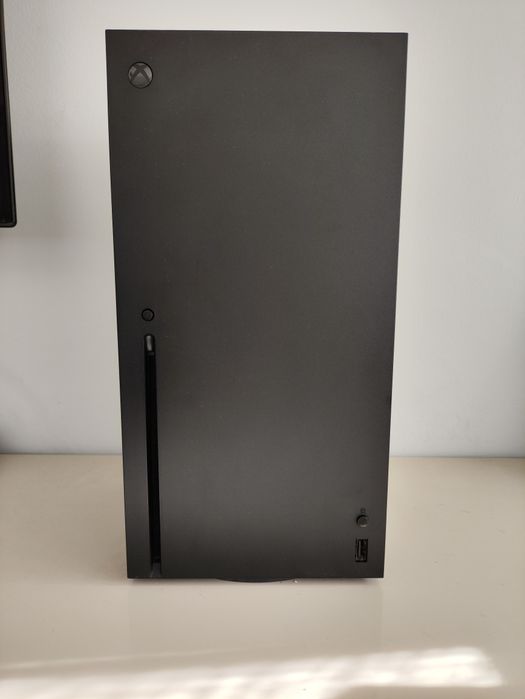 Xbox Series X with 2 Controllers and Games64729497774721123