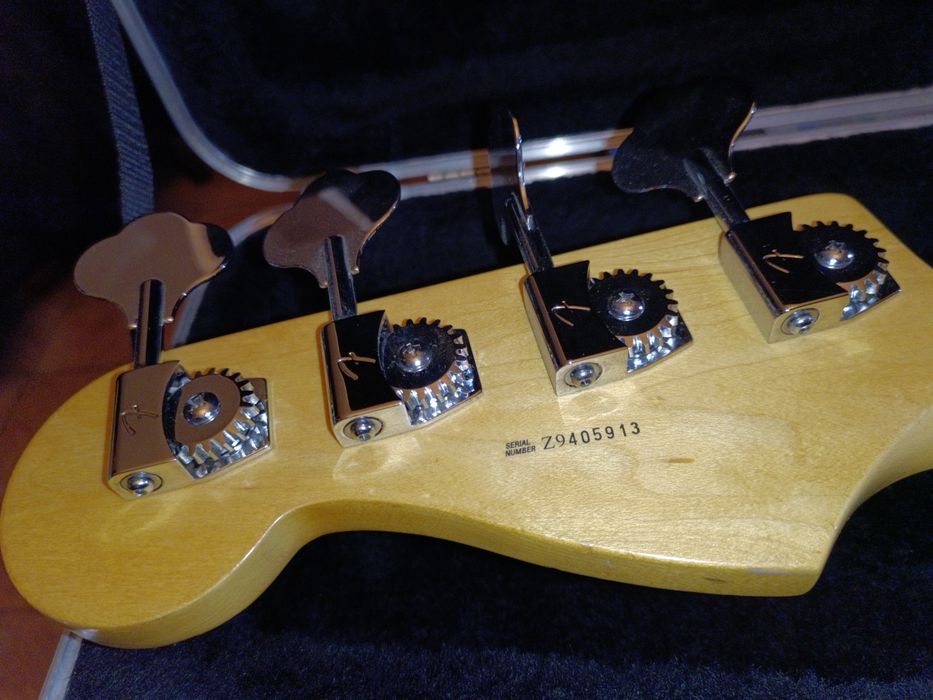 Sprzedam gitarę basową