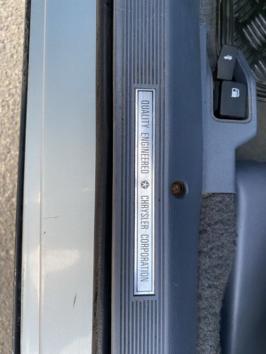 Chrysler LE Baron 1991 VIN 1C3BX68K6JN217686 фото оголошення 23 з 24