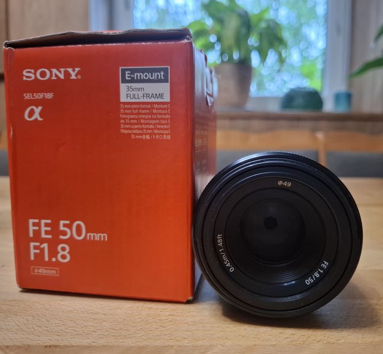 Obiektyw Sony FE 50mm f/1.8 (SEL50F18F) | Pełna klatka / APS-C | Stan  bdb