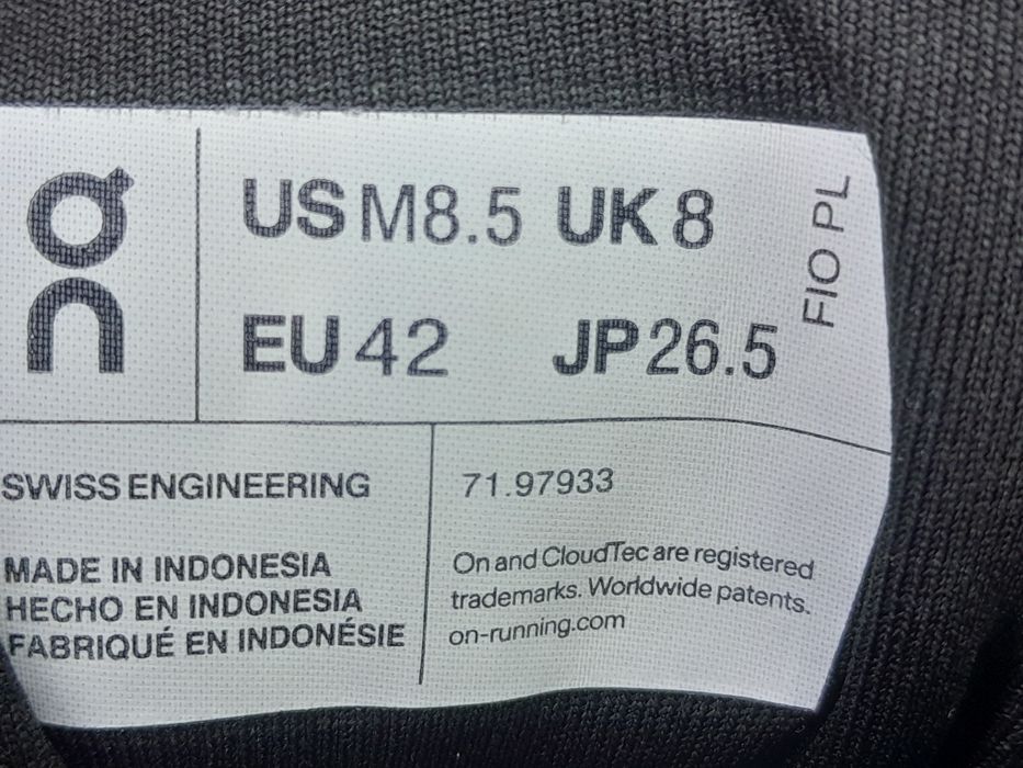 Кросівки  швейцарського бренду Swiss Engineering 42 розмір.