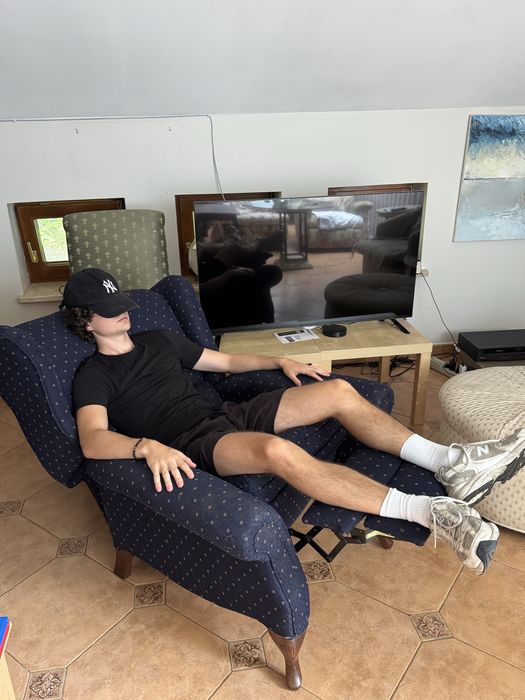 Fotel typu Lazy Boy Granatowy