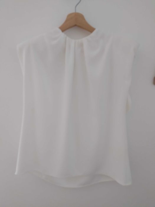 Blusa Zara tamanho M NOVA com etiqueta