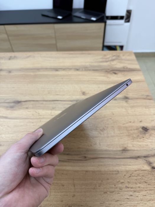 13” MacBook Pro 2020 SpaceGray - M1/8GB/512GB- Батарея 100% - Гарантія