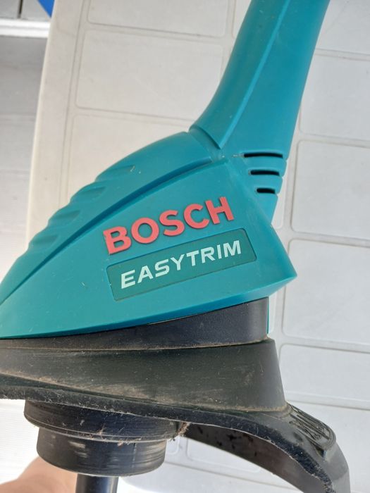 Aparador de relva Bosch 23 Easytrim