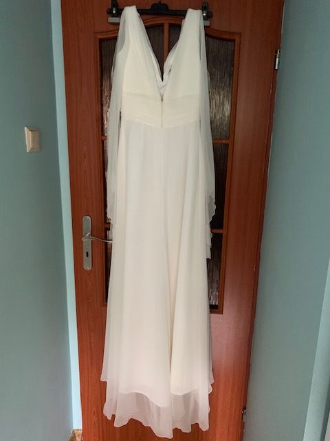 Suknia ślubna White One